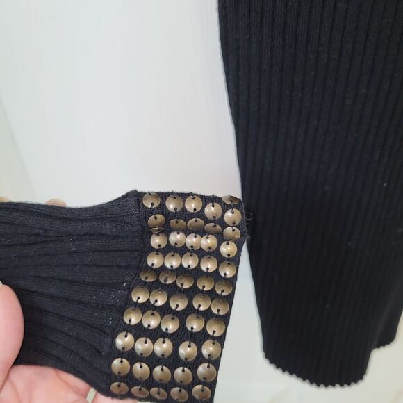 Black V-Neck Sweater with Studded Details - Size L - Picture 2 of 5
